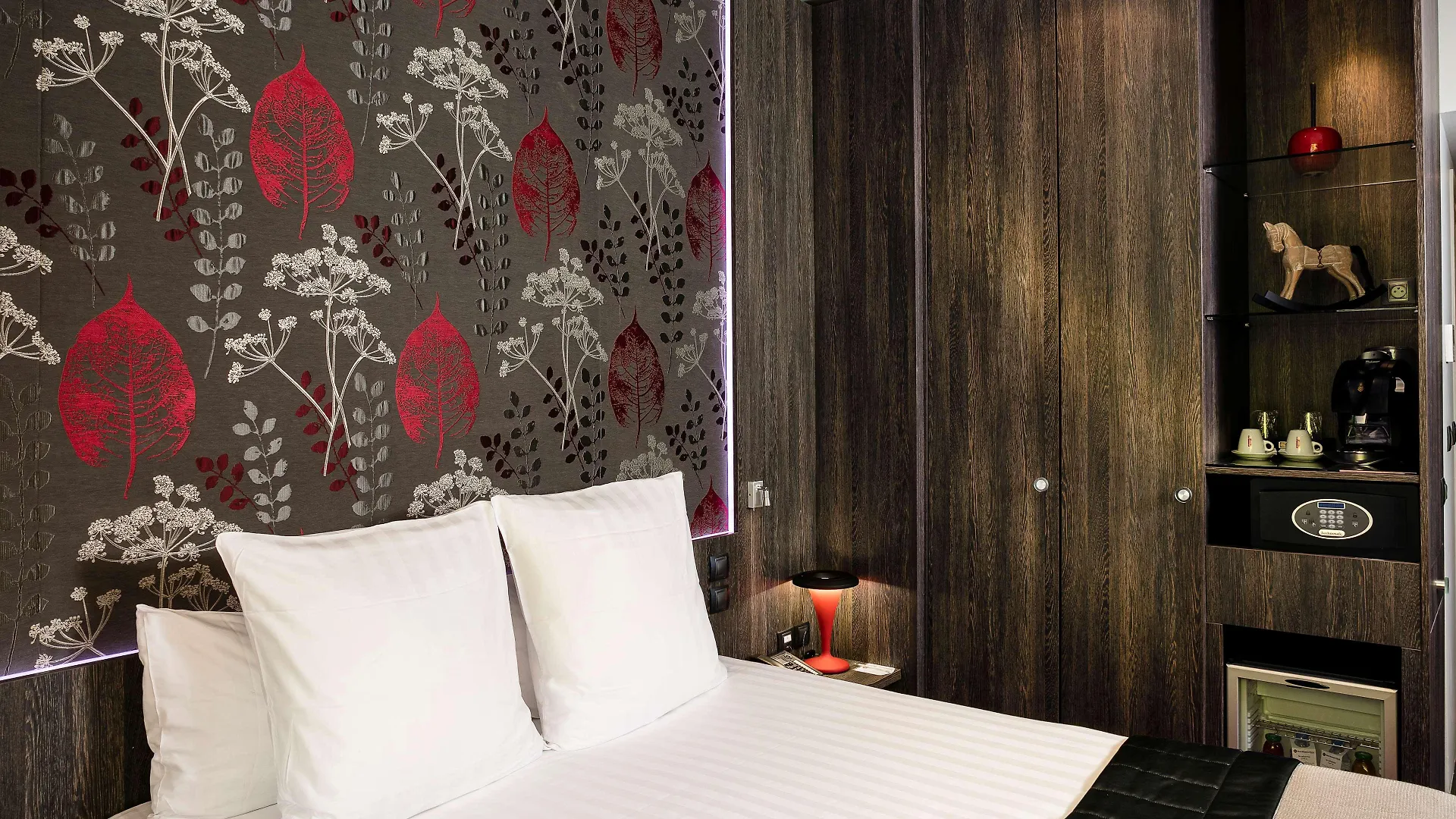 Hotel Best Western Premier Le Patio des Artistes Wellness Jacuzzi Cannes