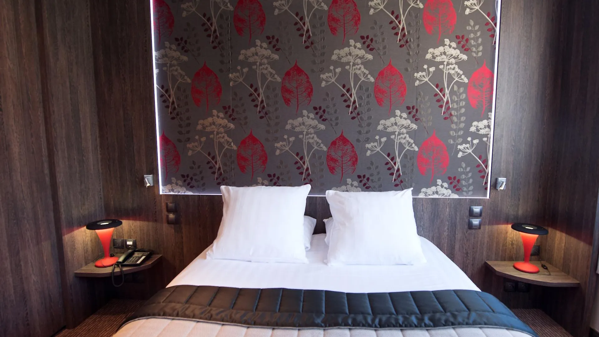 Best Western Premier Le Patio des Artistes Wellness Jacuzzi Cannes 4*,