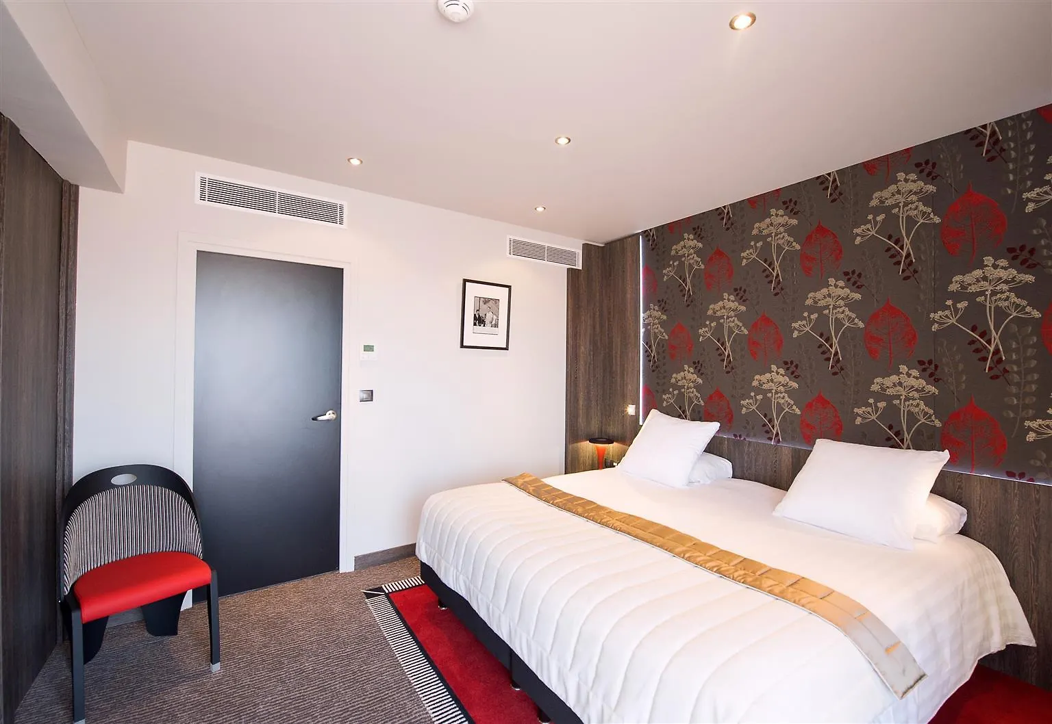 Best Western Premier Le Patio Des Artistes Wellness Jacuzzi Cannes Hotel