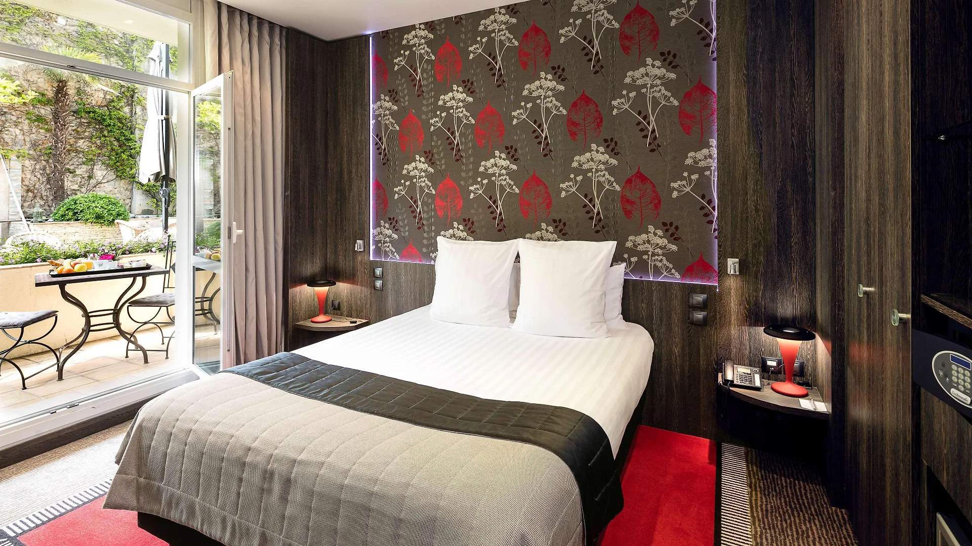 Best Western Premier Le Patio Des Artistes Wellness Jacuzzi Cannes