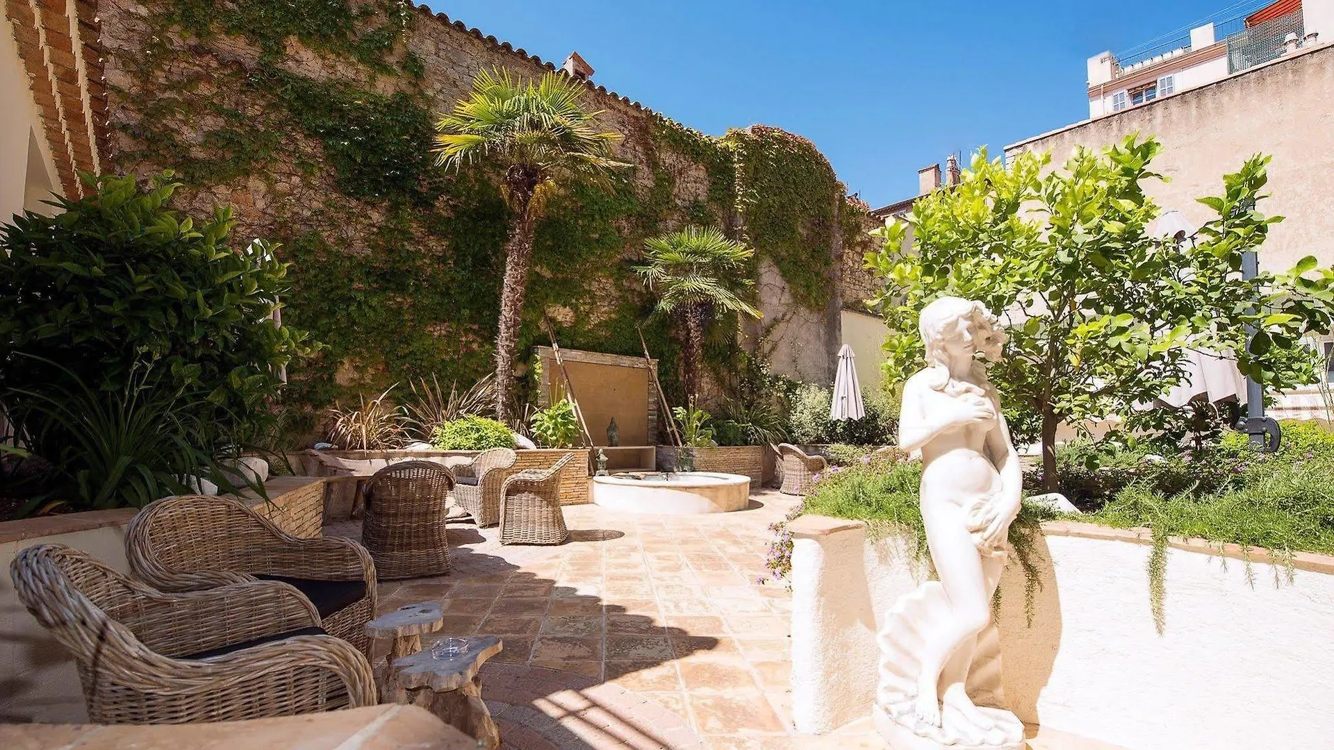 Best Western Premier Le Patio Des Artistes Wellness Jacuzzi Cannes